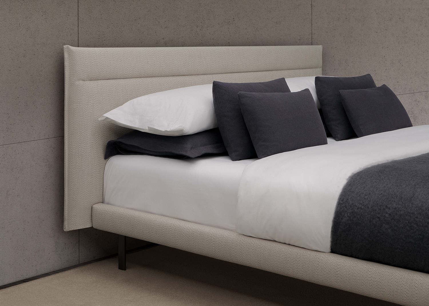 Senso bedroom collection by Mario Ruiz for Joquer