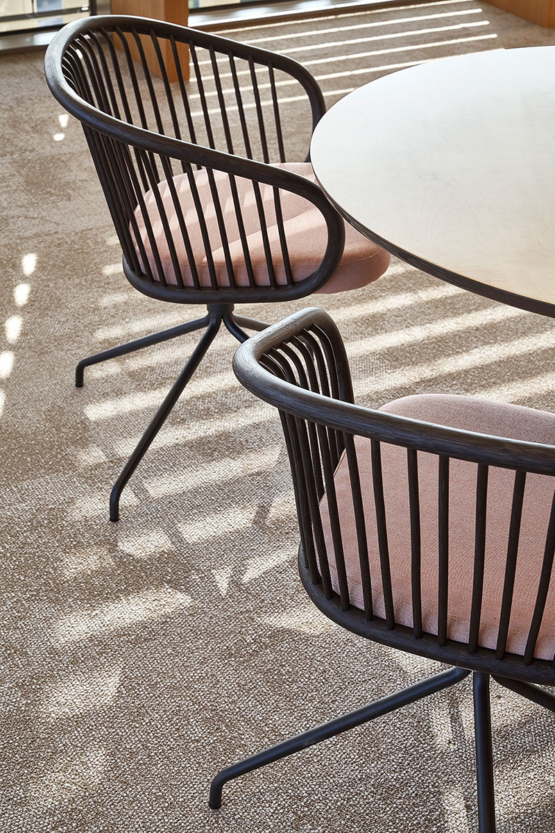 Huma chair by Mario Ruiz for Expormim