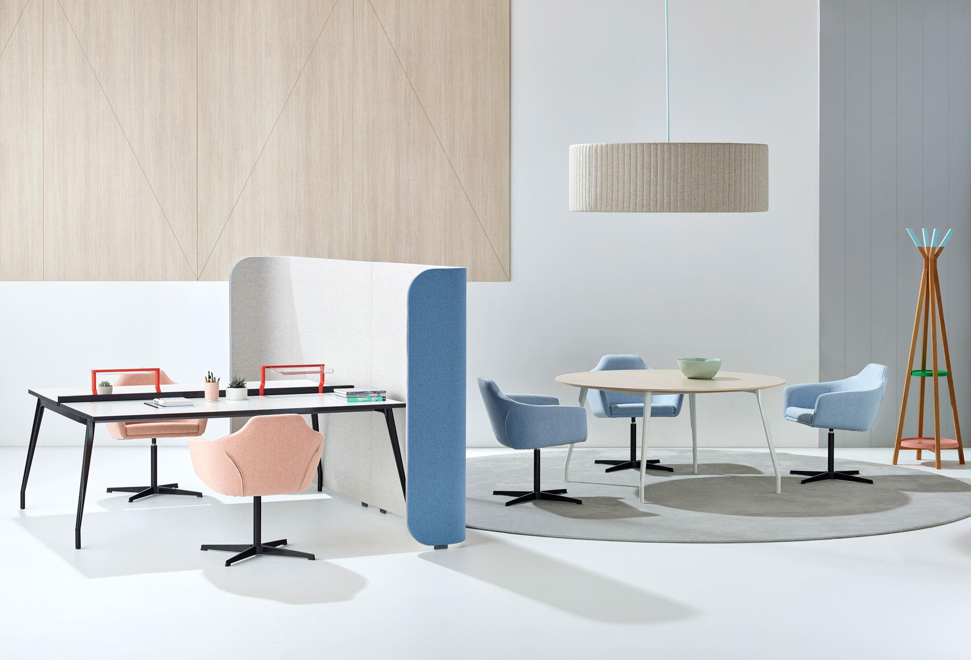 Aire Collection by Mario Ruiz for Schiavello