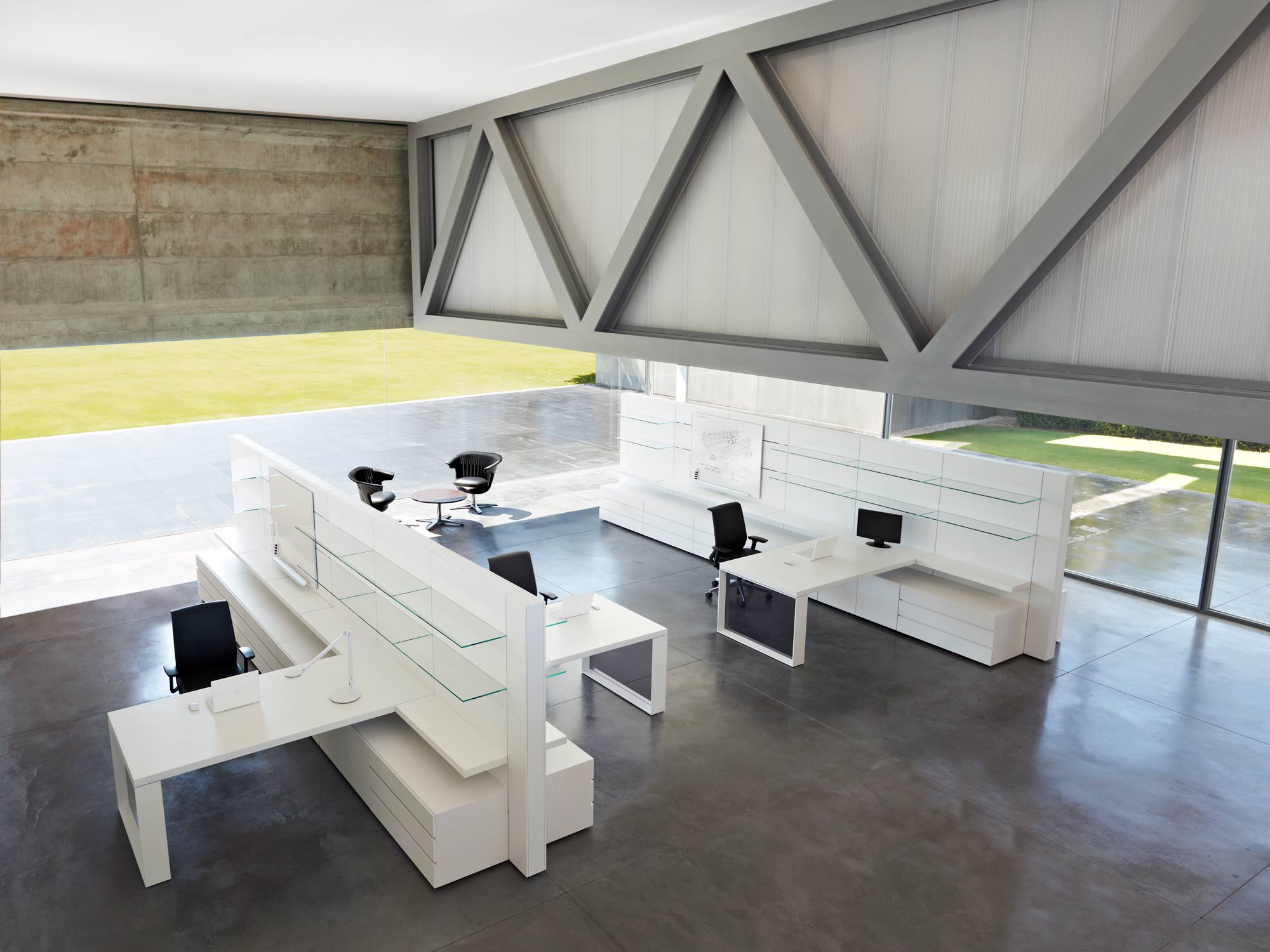 P60 Qadro Executive Furniture Programme by Mario Ruiz for Steelcase