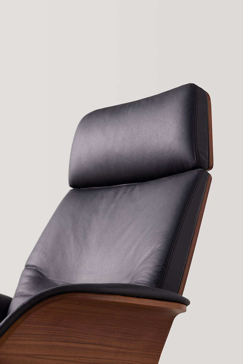Rever armchair by Mario Ruiz for Inclass