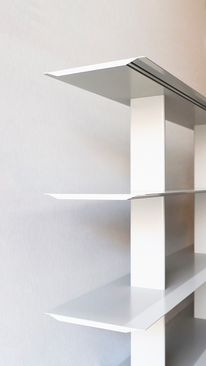 Wing Shelving System by Mario Ruiz for Systemtronic