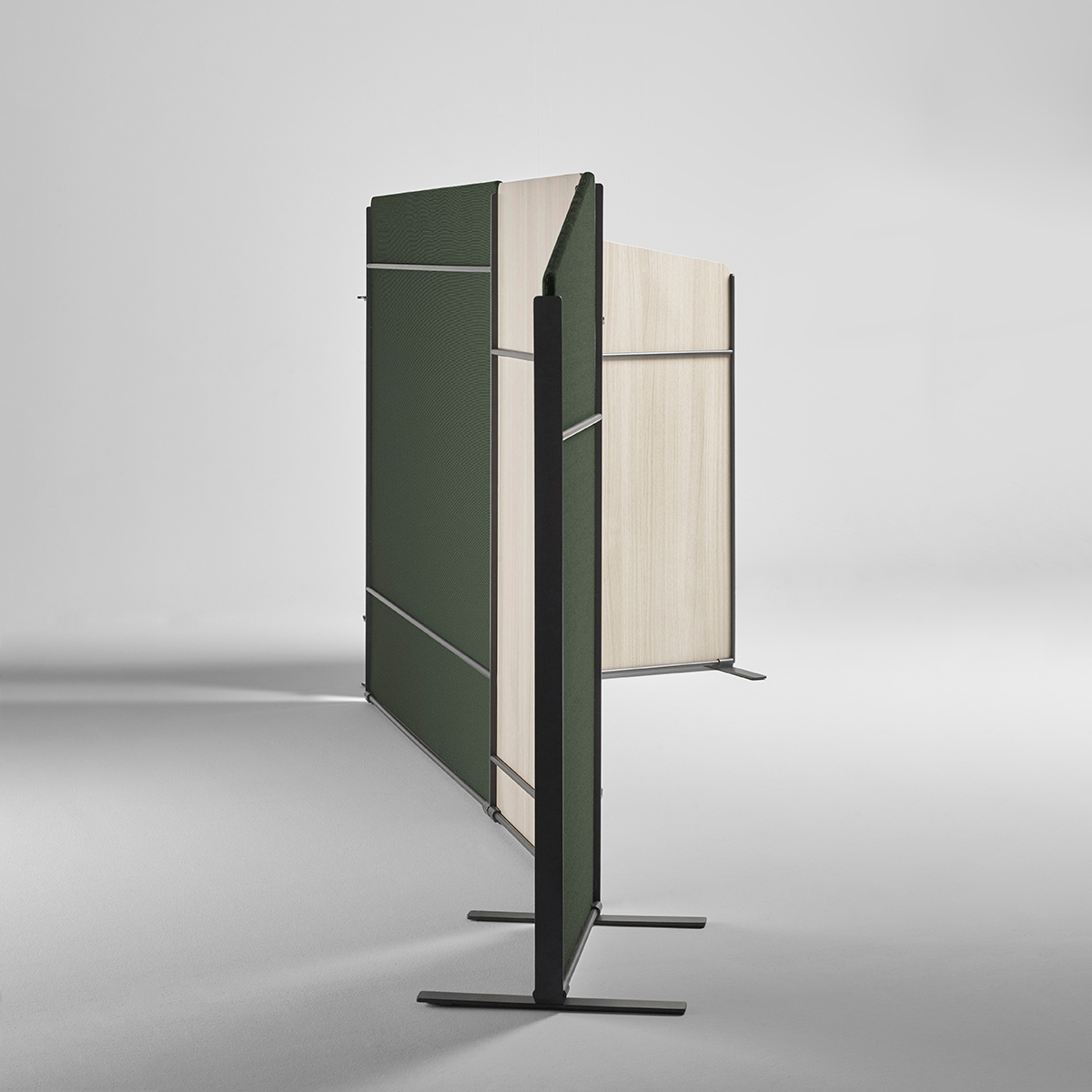 Calm Partition Walls by Mario Ruiz for Sellex