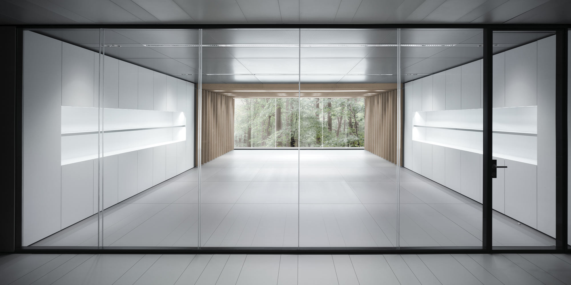 1.10 Executive Project by Mario Ruiz for Dynamobel