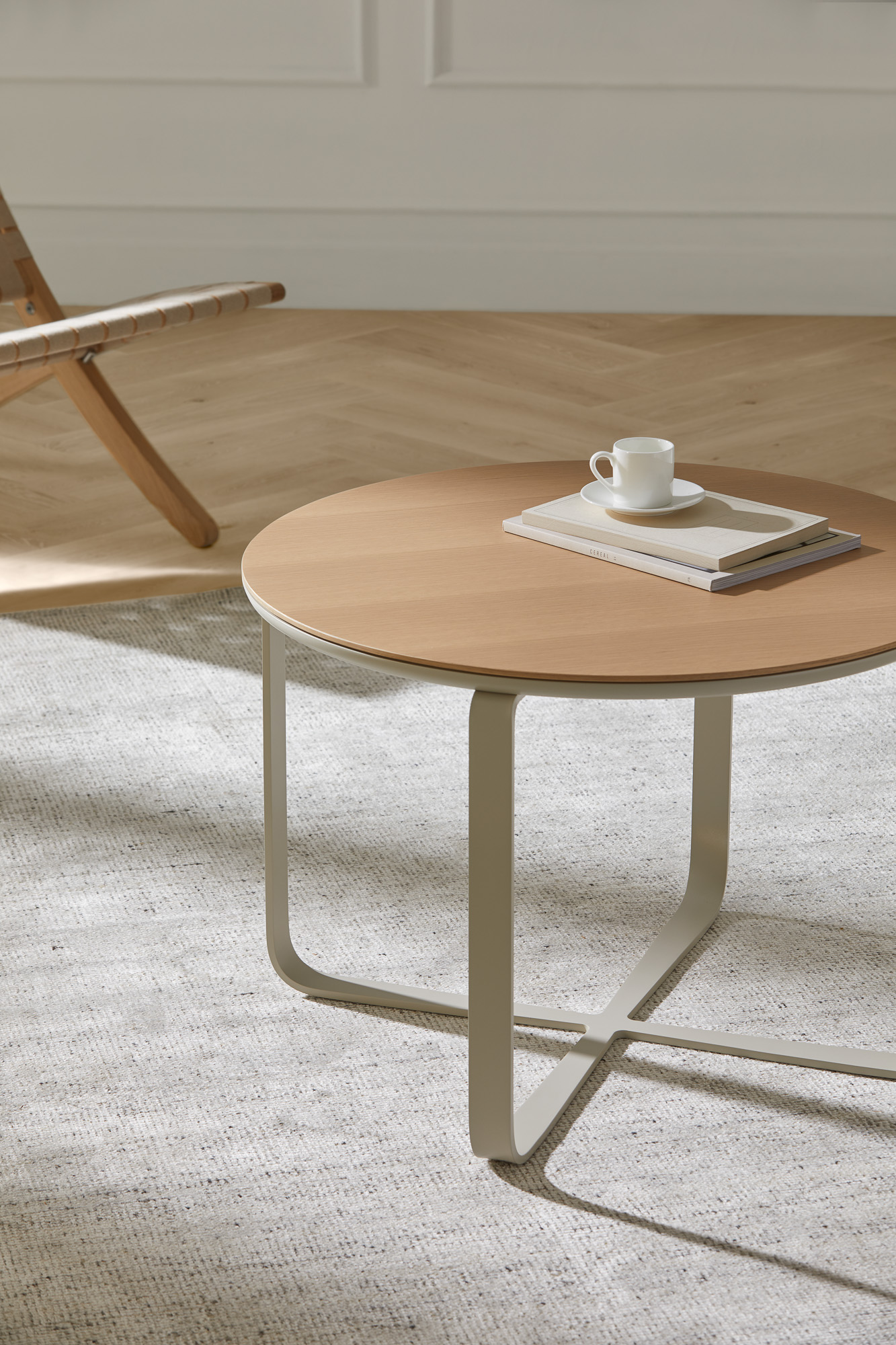 Click tables by Mario Ruiz for Kendo Mobiliario