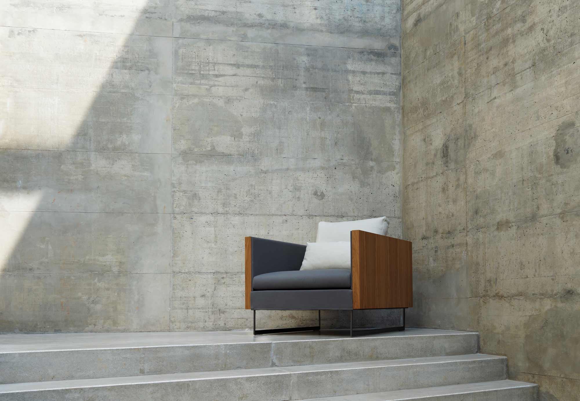 Deck lounge chair, wood exterior, designed by Mario Ruiz for Joquer