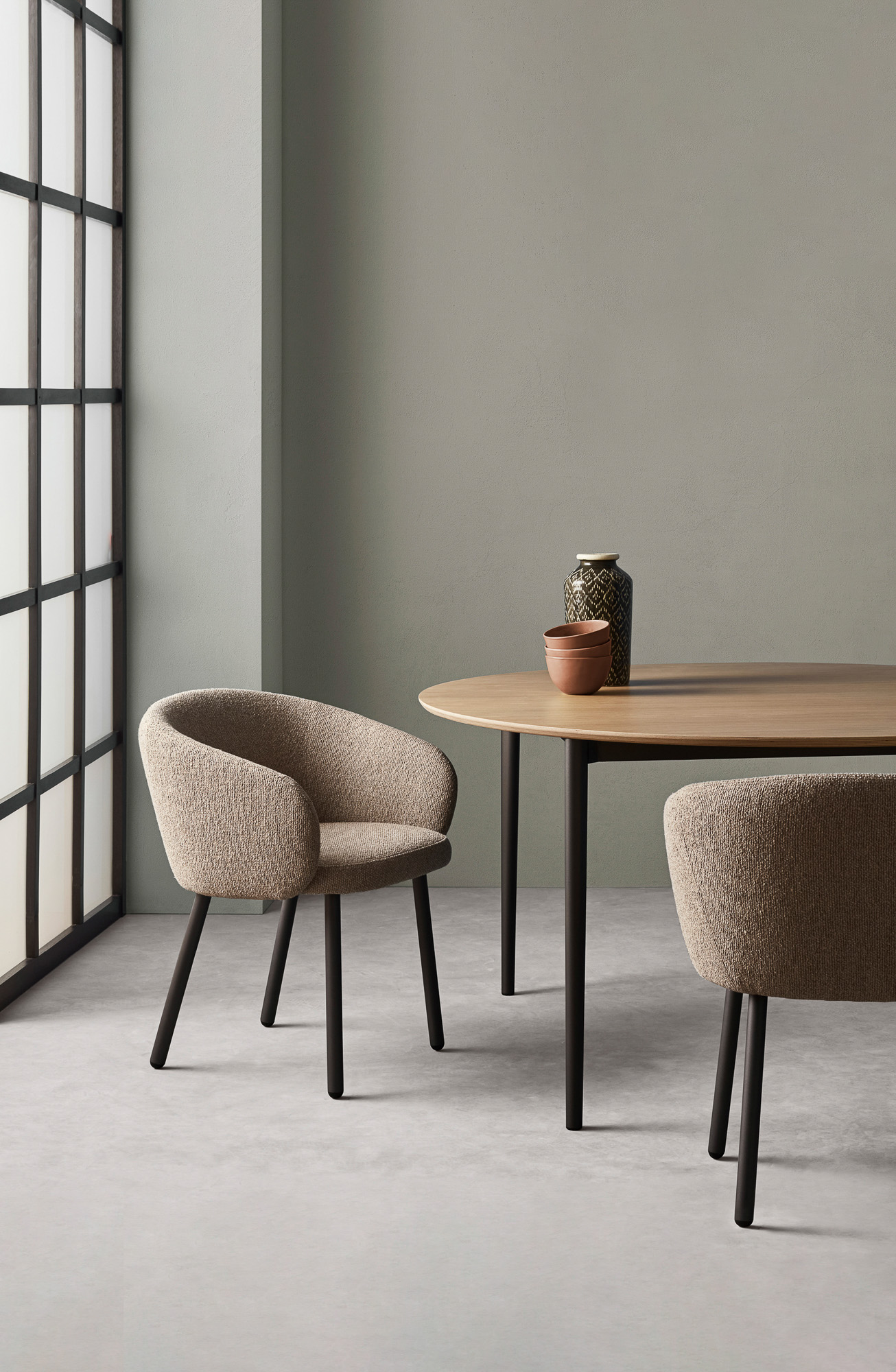 Huma upholstered chair by Mario Ruiz for Expormim