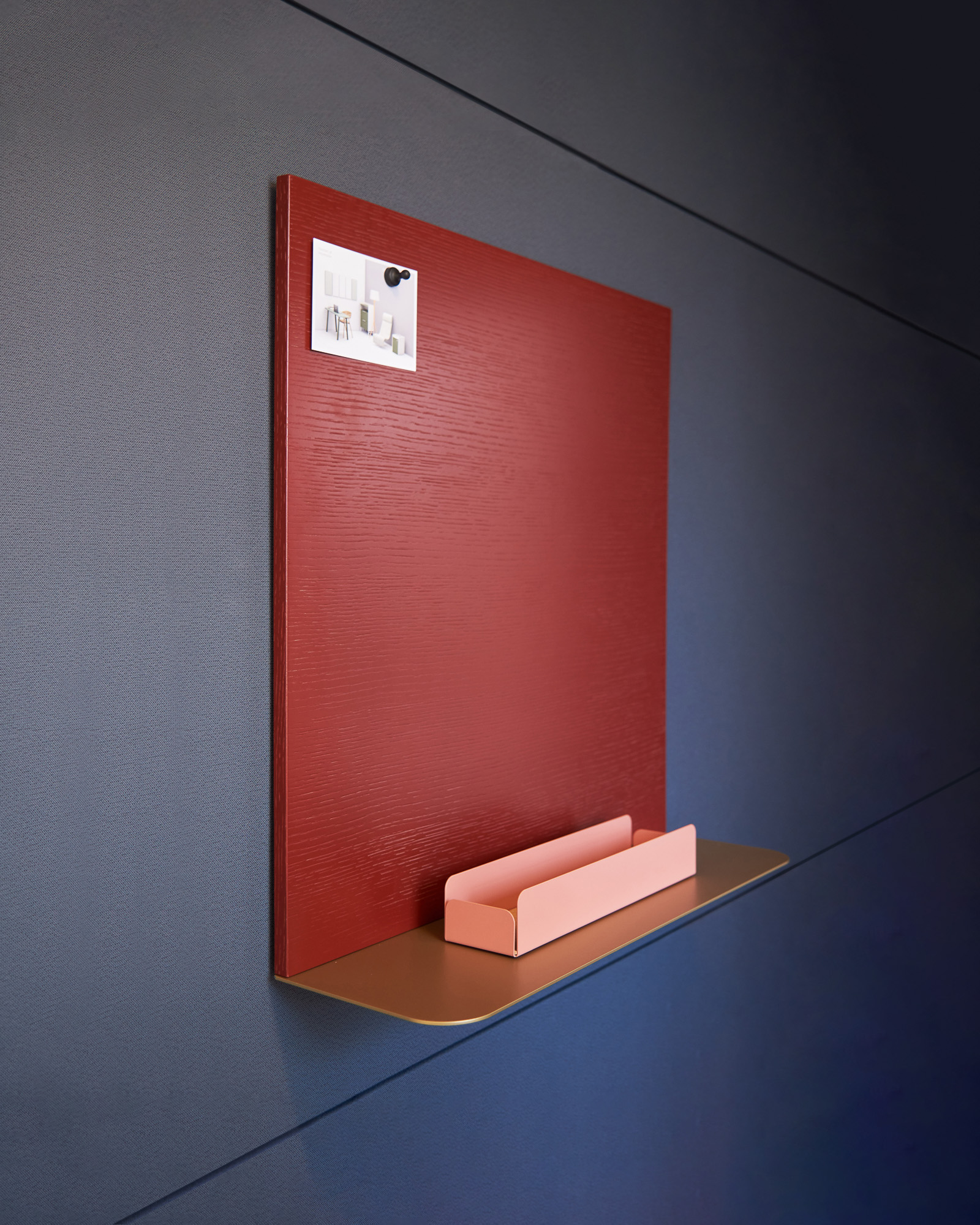 Emote thought board, part of the private office collection by Mario Ruiz for Teknion