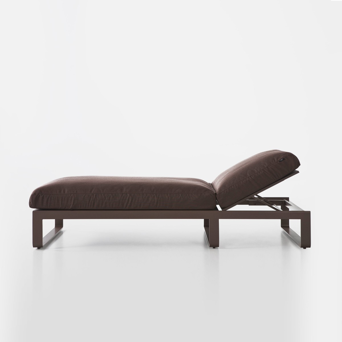 Flat Sun Lounger
