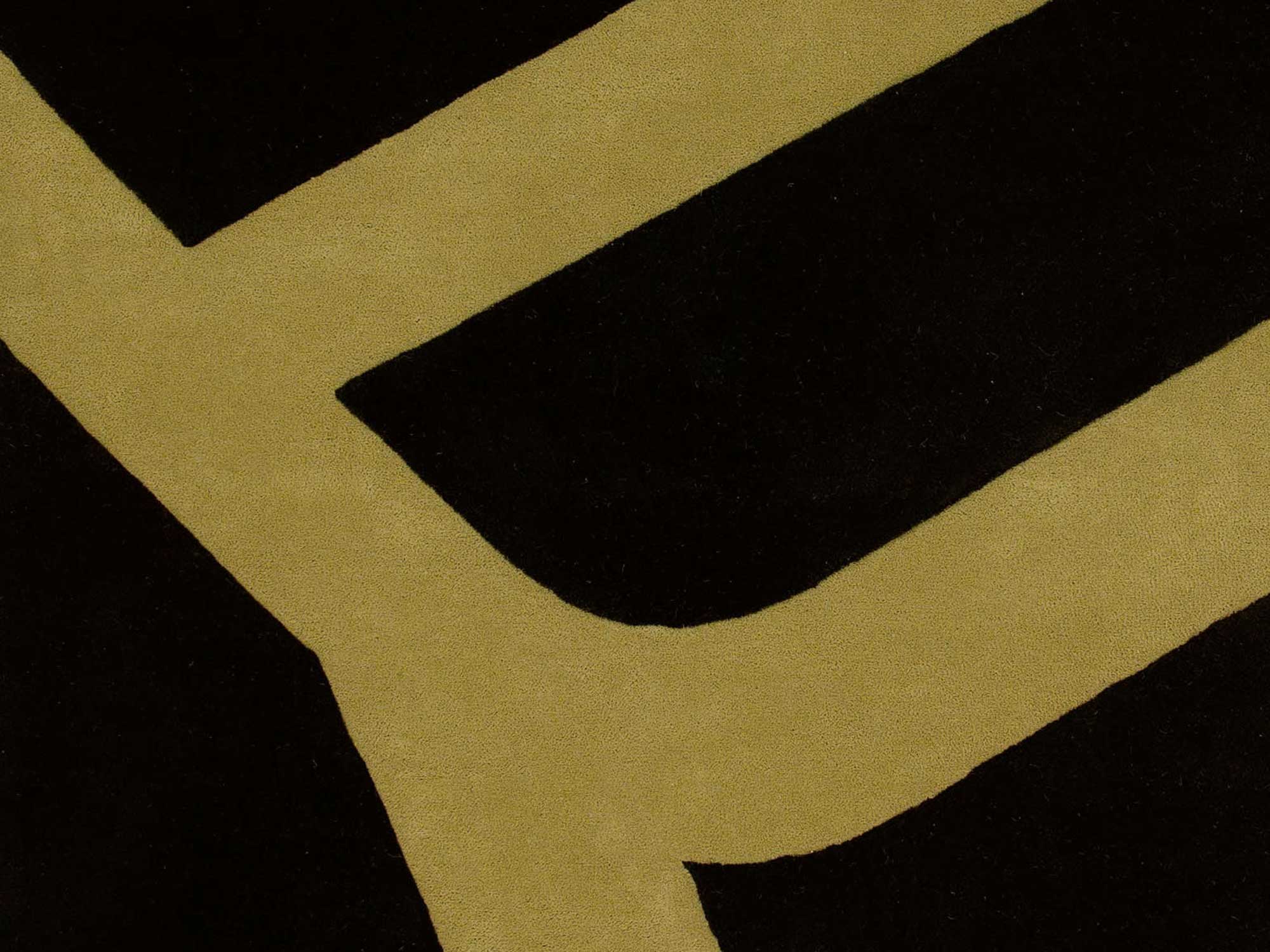 Flat Rug designed by Mario Ruiz for GAN